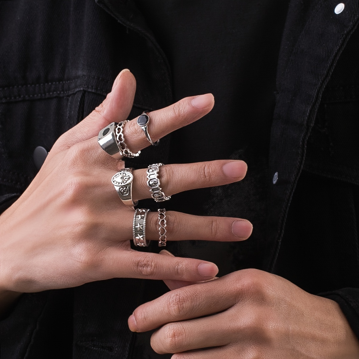 7 Piece Men Retro Hollow Love Element Charm Ring Set