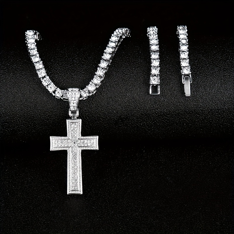 Cross tennis online necklace