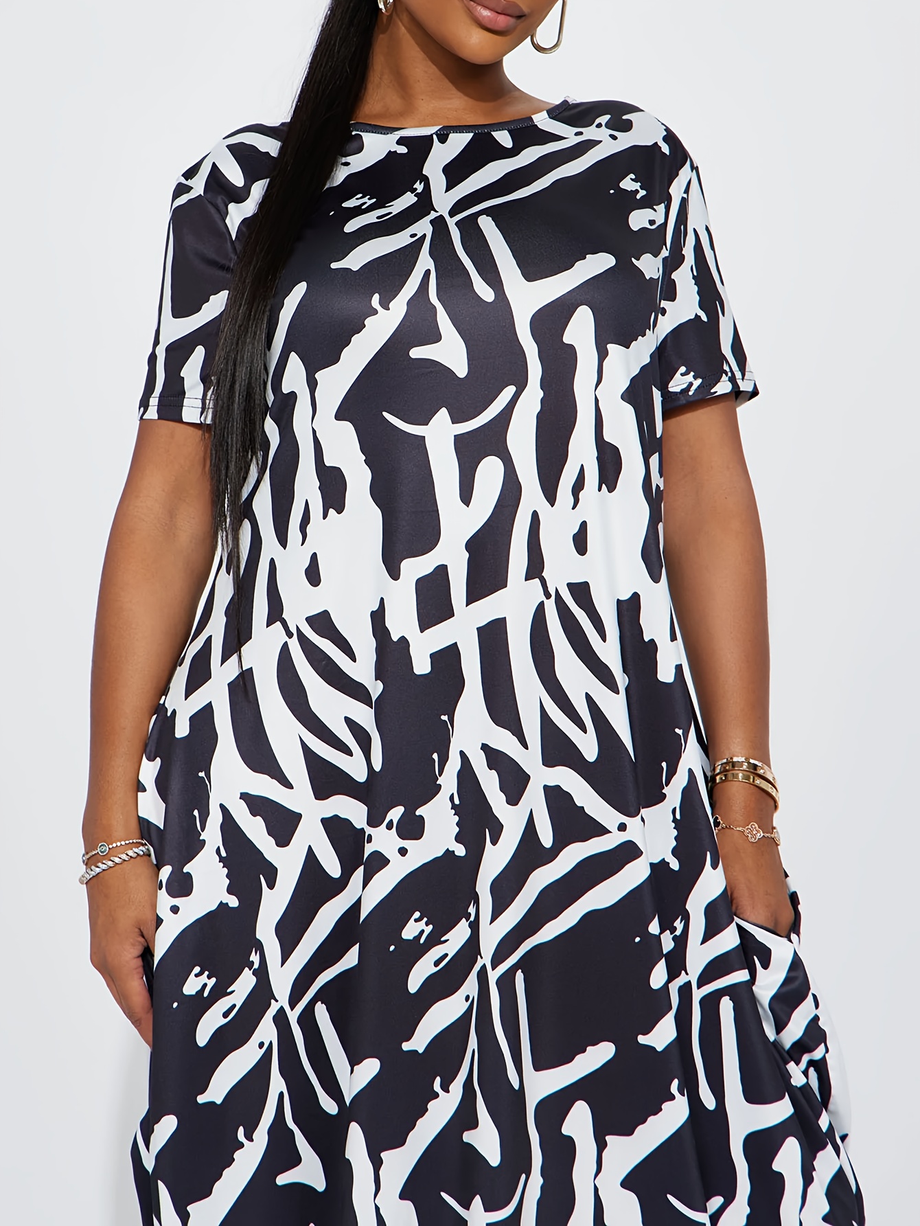 Black plus size dress with abstract print