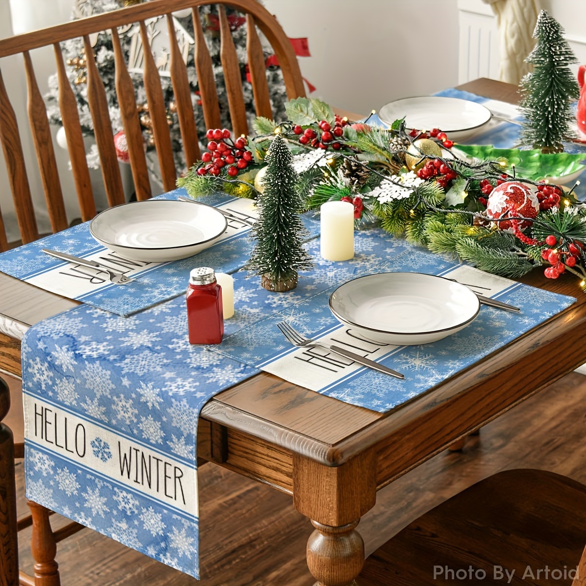 Linen Placemats, Hello Winter Theme Blue Snowflake Pattern