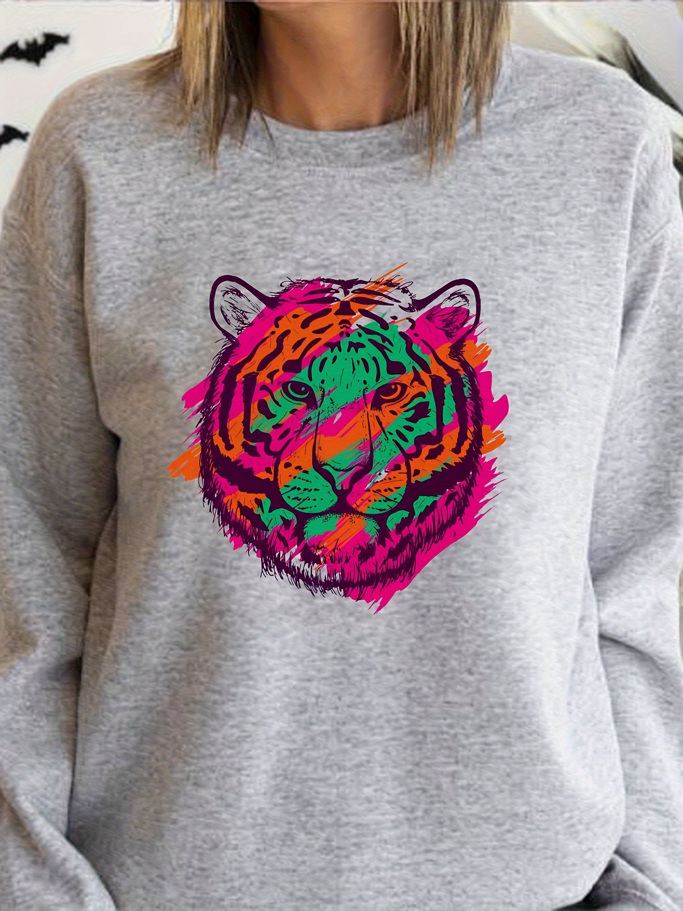 Exclusive Tiger Print With Pearls Black Sweatshirt