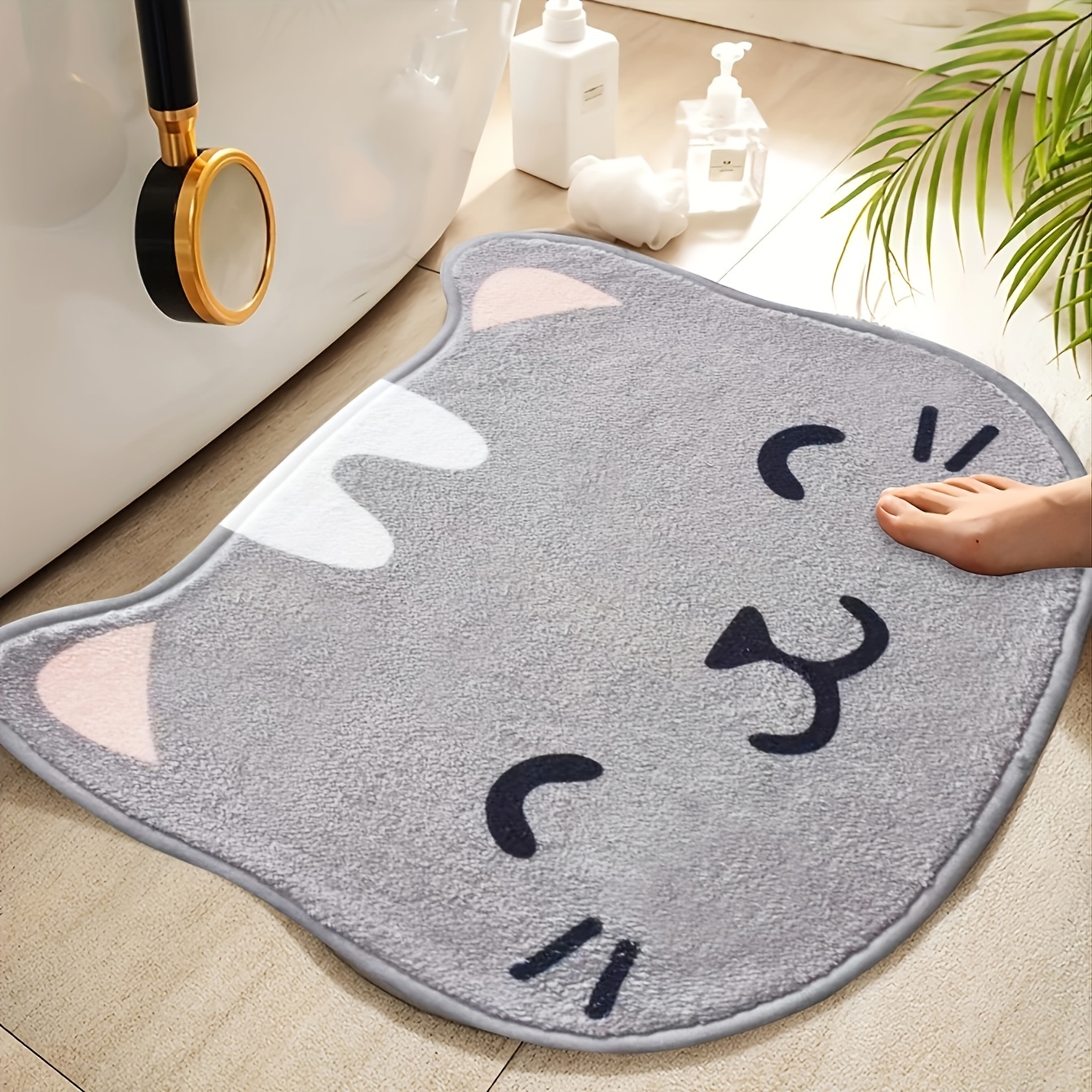 Teppich Anime Mein Nachbar Totoros Shaggy Fußmatte Smile Cat Bus Plüsch  Rutschfeste Matte Teppich Handgefertigte Teppiche Boden 230711 Von 19,79 €