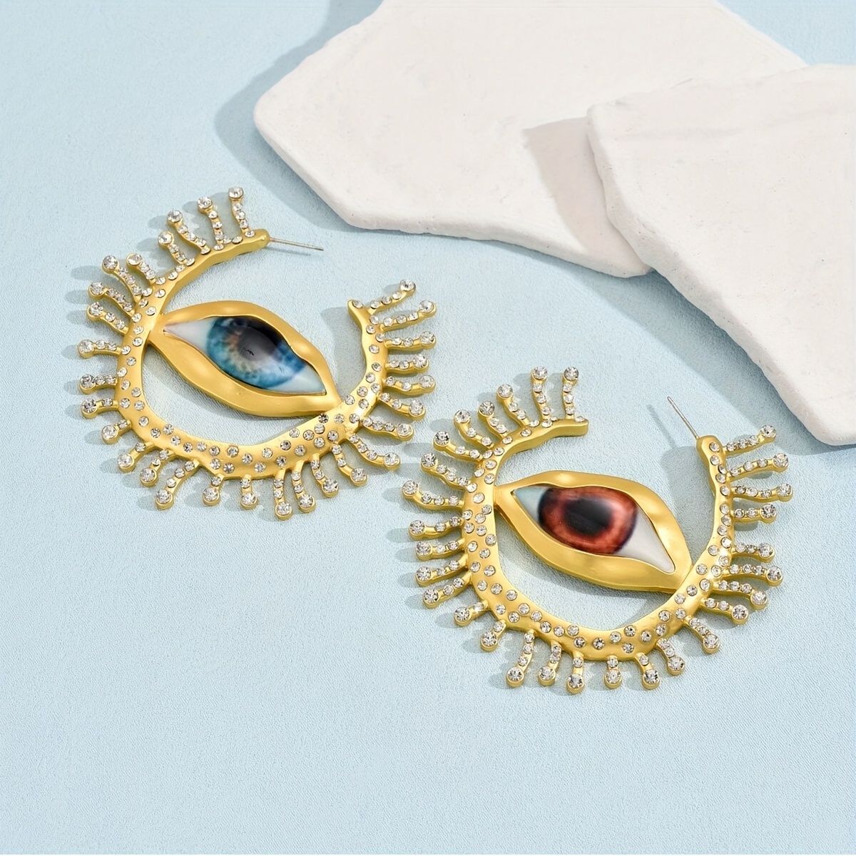 

1 Pair Metallic Rhinestone Exaggerated Eye Shaped Dangle Earrings, Punk Cool Style Statement Earrings, Suitable For Party Vacation Daily Wearing Jewelry