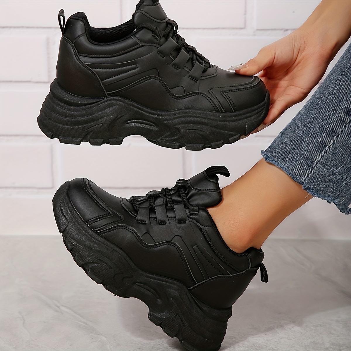 Plataforma Chunky zapatillas de tenis de los hombres la ejecución de la  moda zapatos antideslizantes zapato de trabajo - China Zapatilla y la  plataforma precio