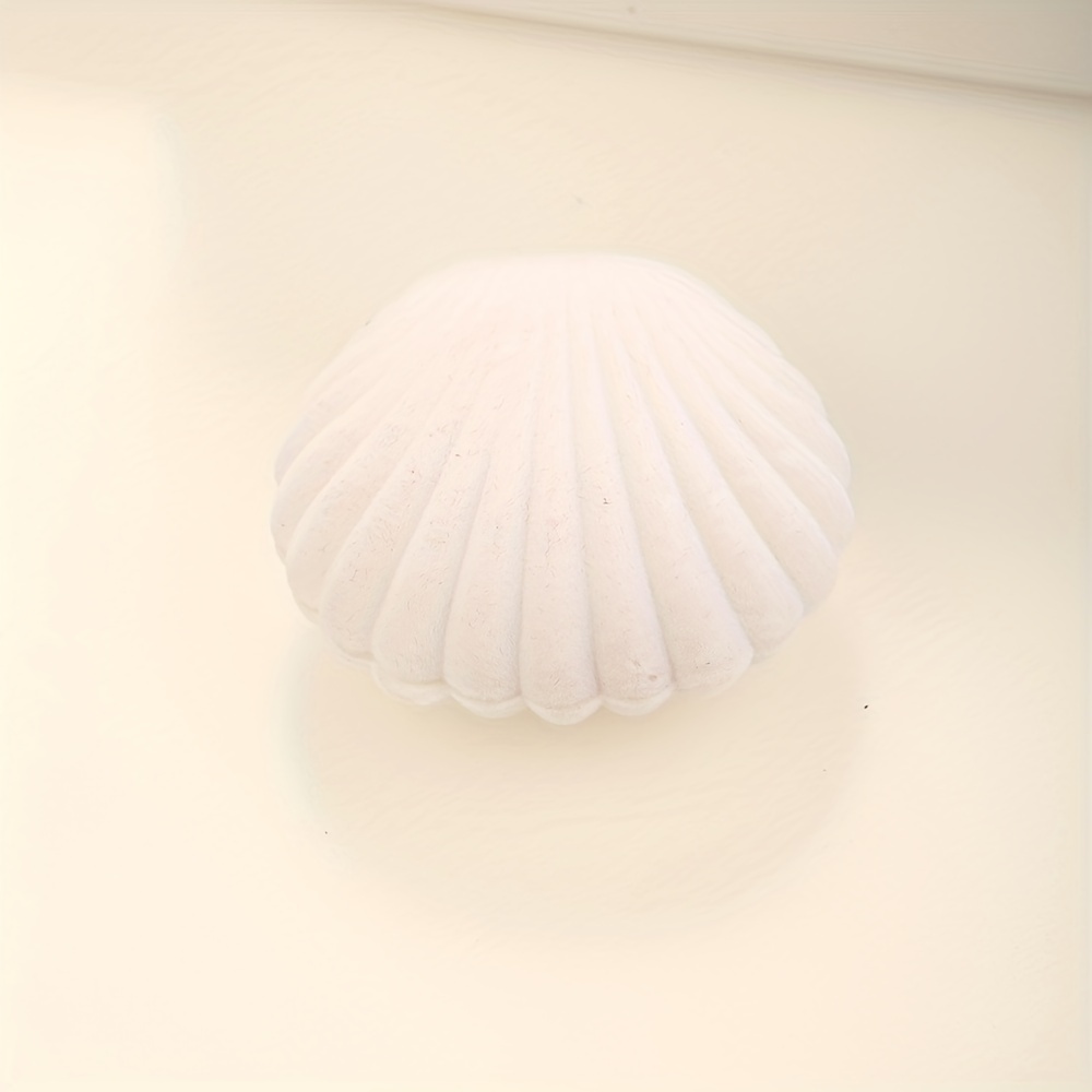 Small Shell Flocking Jewelry Box