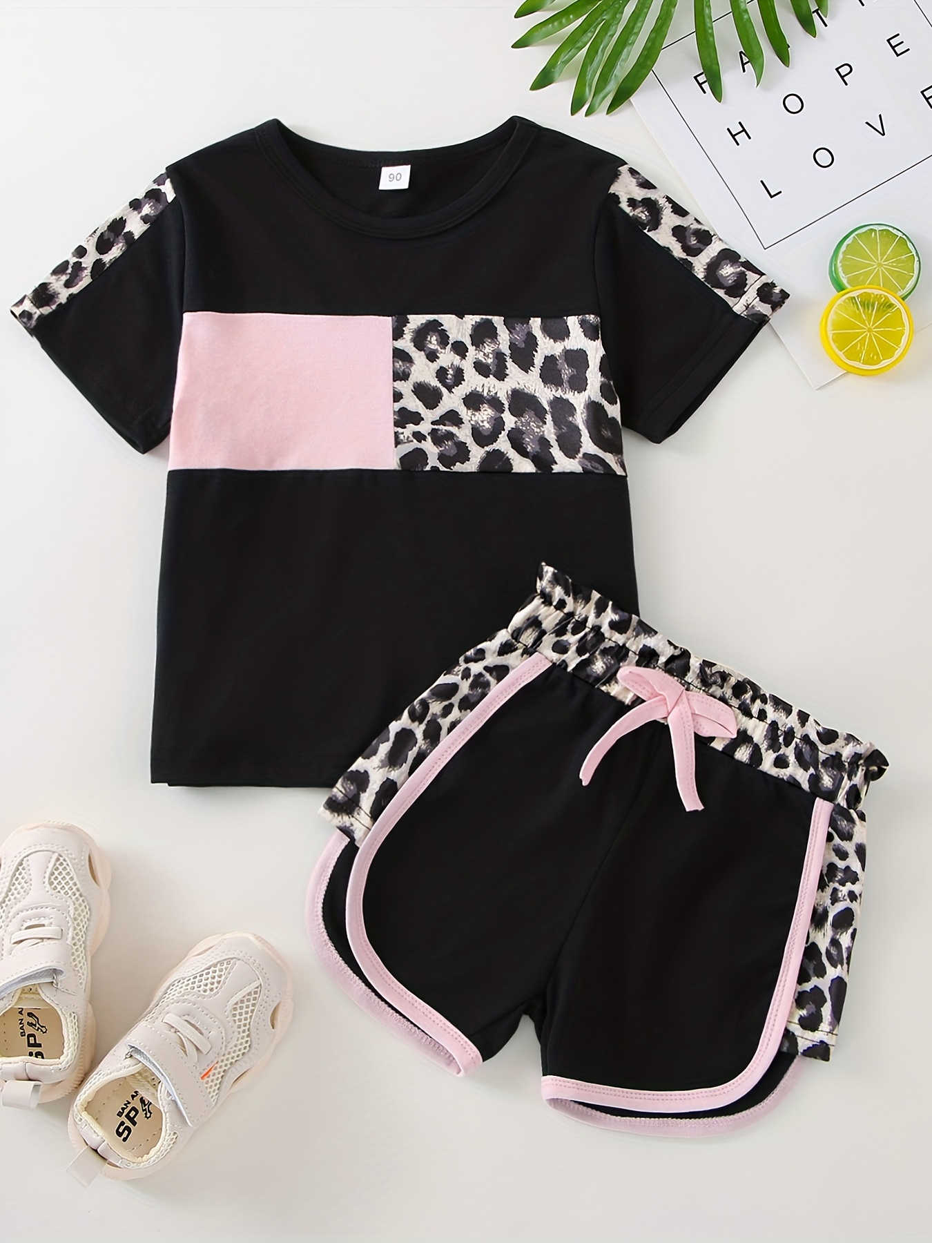 2-piece Kid Girl Leopard Print Colorblock Short-sleeve Tee and Bowknot Design Shorts Set