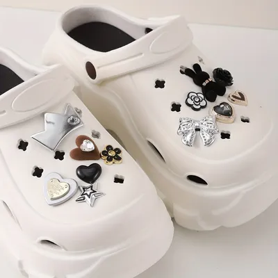 Luxury Designer Shoes Charms for Croc Vintage DIY Clogs Decoration Shiny  Rhinestone Princess Style Shoe Accessories All-match