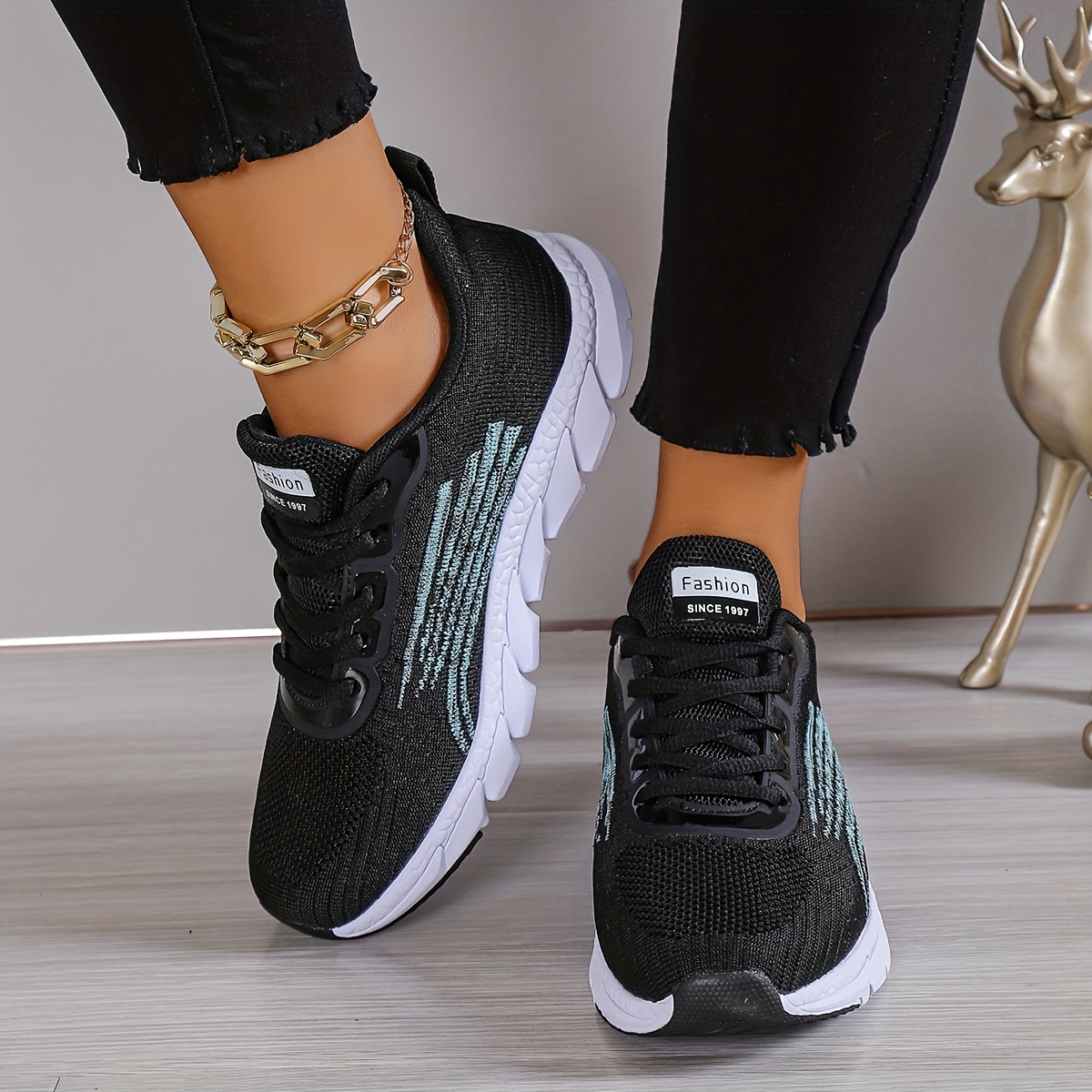 Women's Sports Shoes 2023 Summer New Mesh Breathable Running Shoes Shock  Absorption Soft Bottom Jump Rope Sneakers