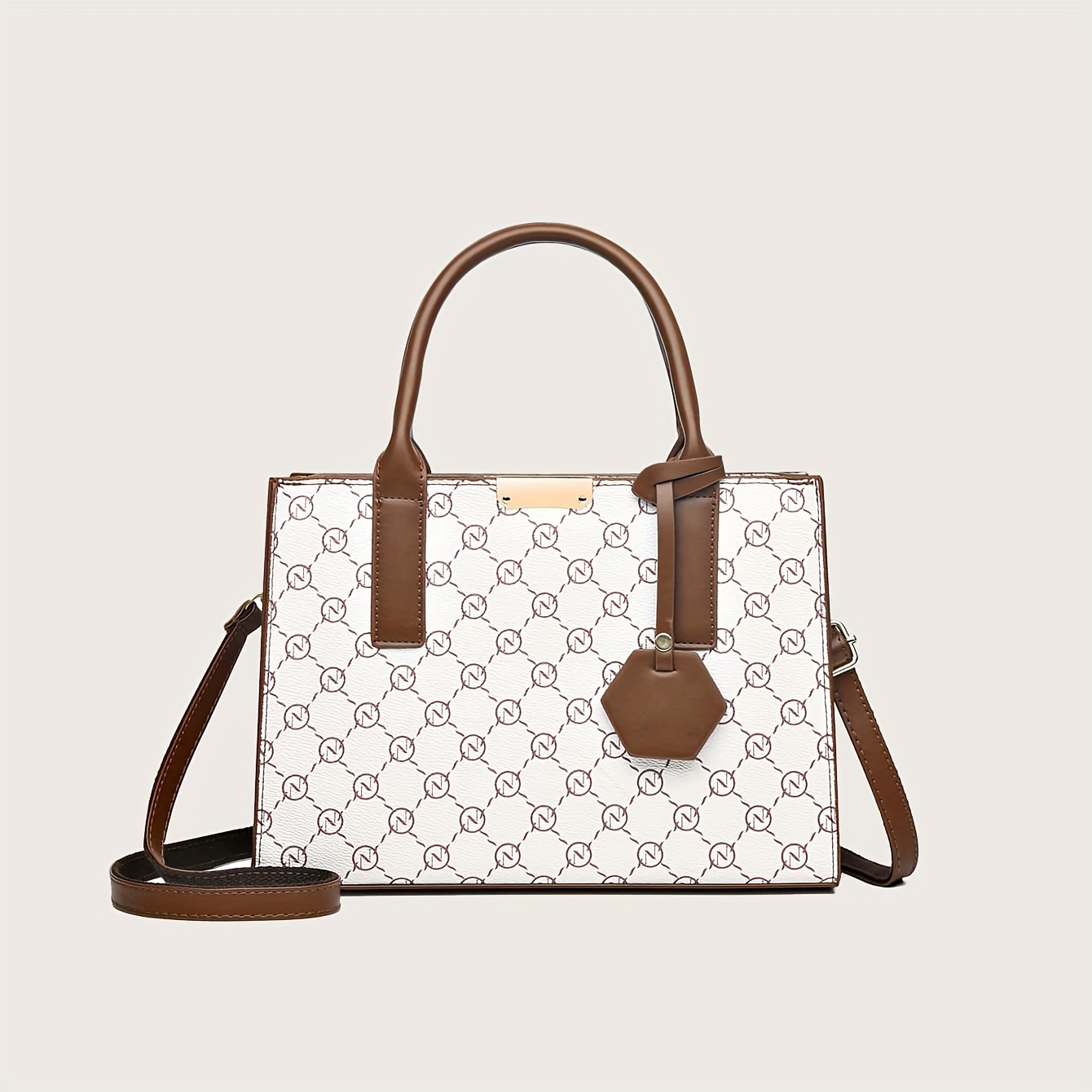 Woman with white Louis Vuitton square bag before Gucci fashion