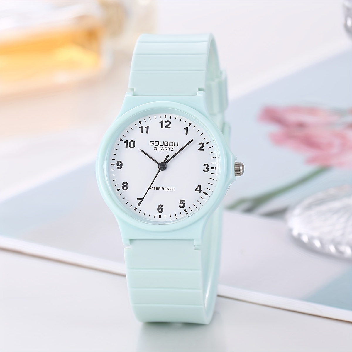 

Women's Watch Casual Round Pointer Quartz Watch Cute Fashion Analog Silicone Wrist Watch For Girls Students