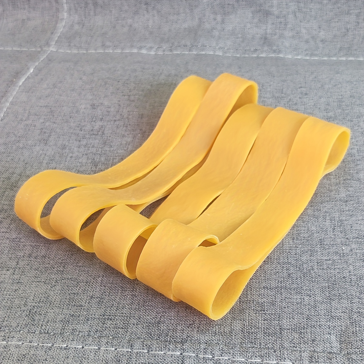 F Fityle 1 Bag 25mm Diameter Rubber Bands Fish Bag Bands Large Elastic Bands for Office and Home Supplies ( Yellow ) Thin, Size: As described
