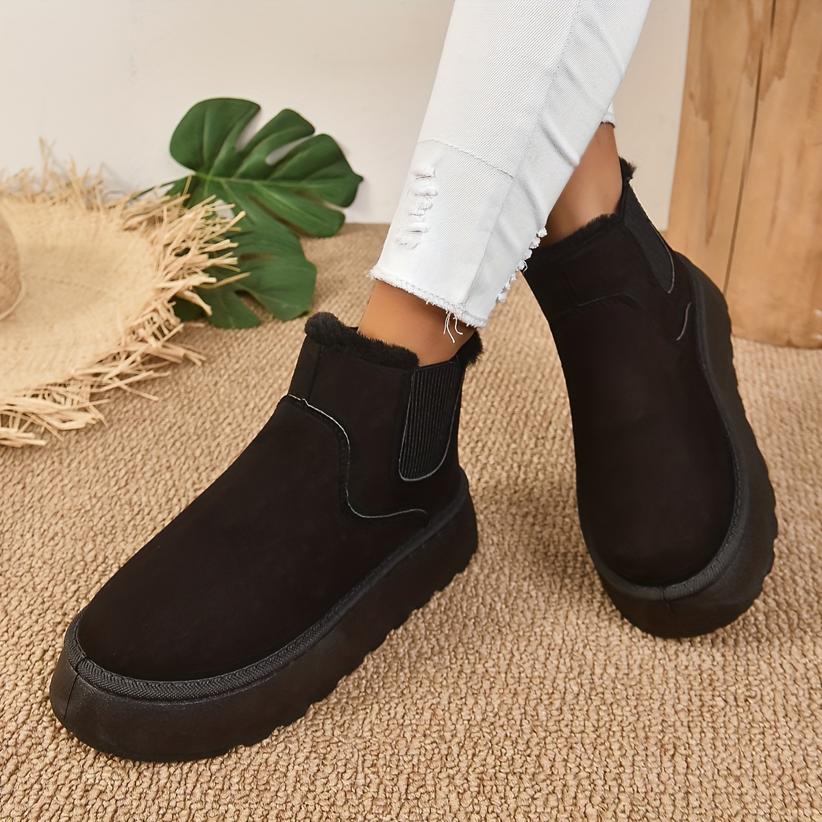 Flat platform ankle clearance boots