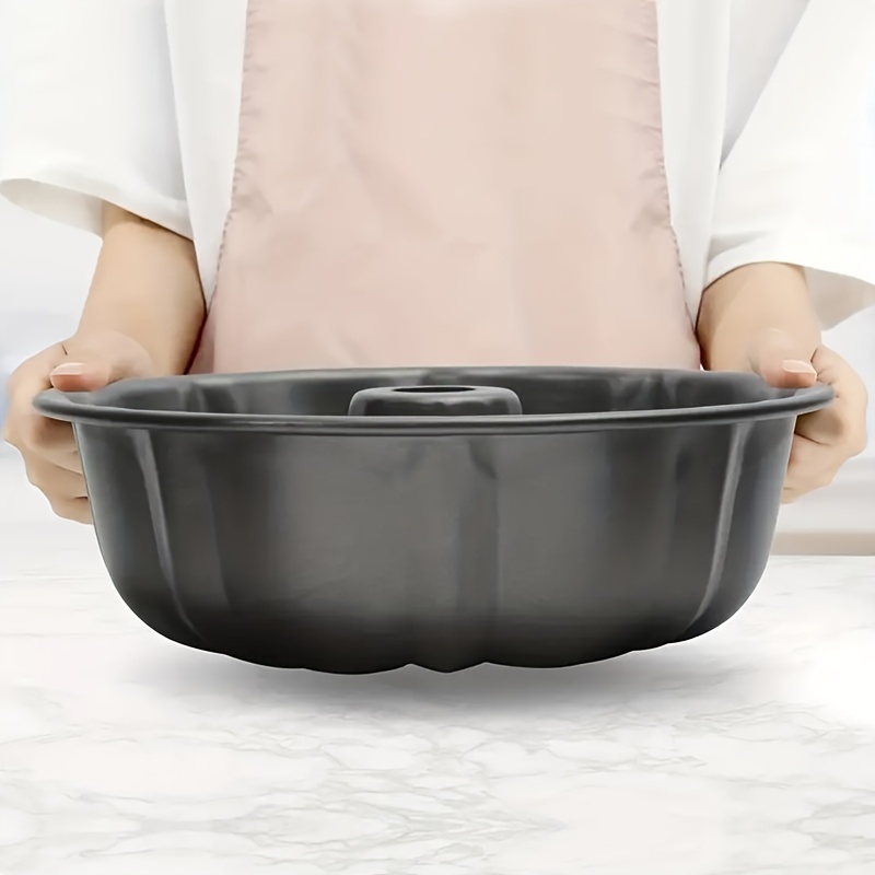 9 Or 10 Inch Fluted Tube Cake Pans Non-stick Large Bundt Pan For