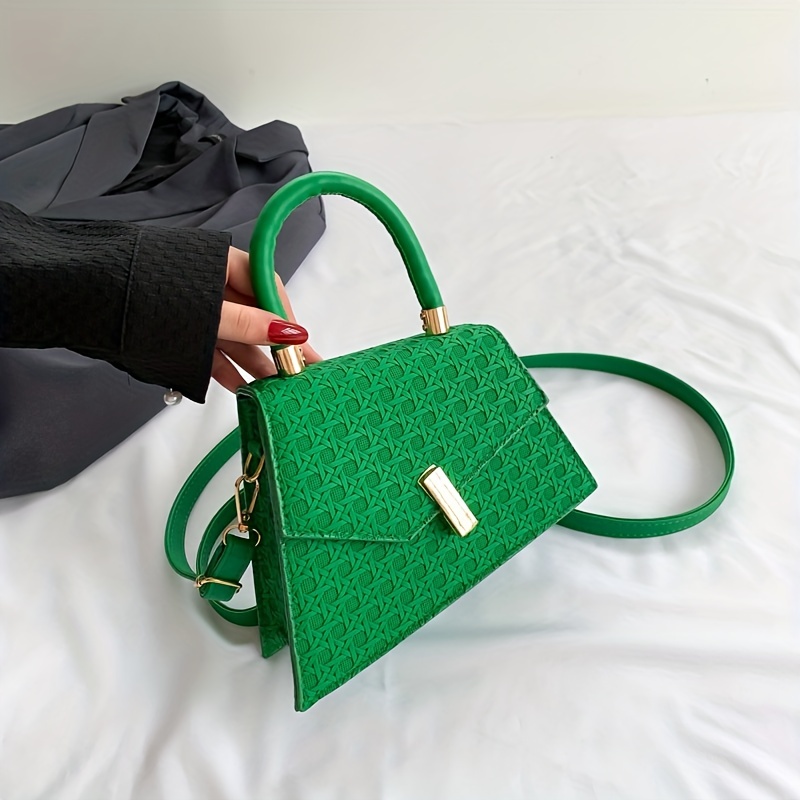 Hermes Women's Green Shoulder Bags