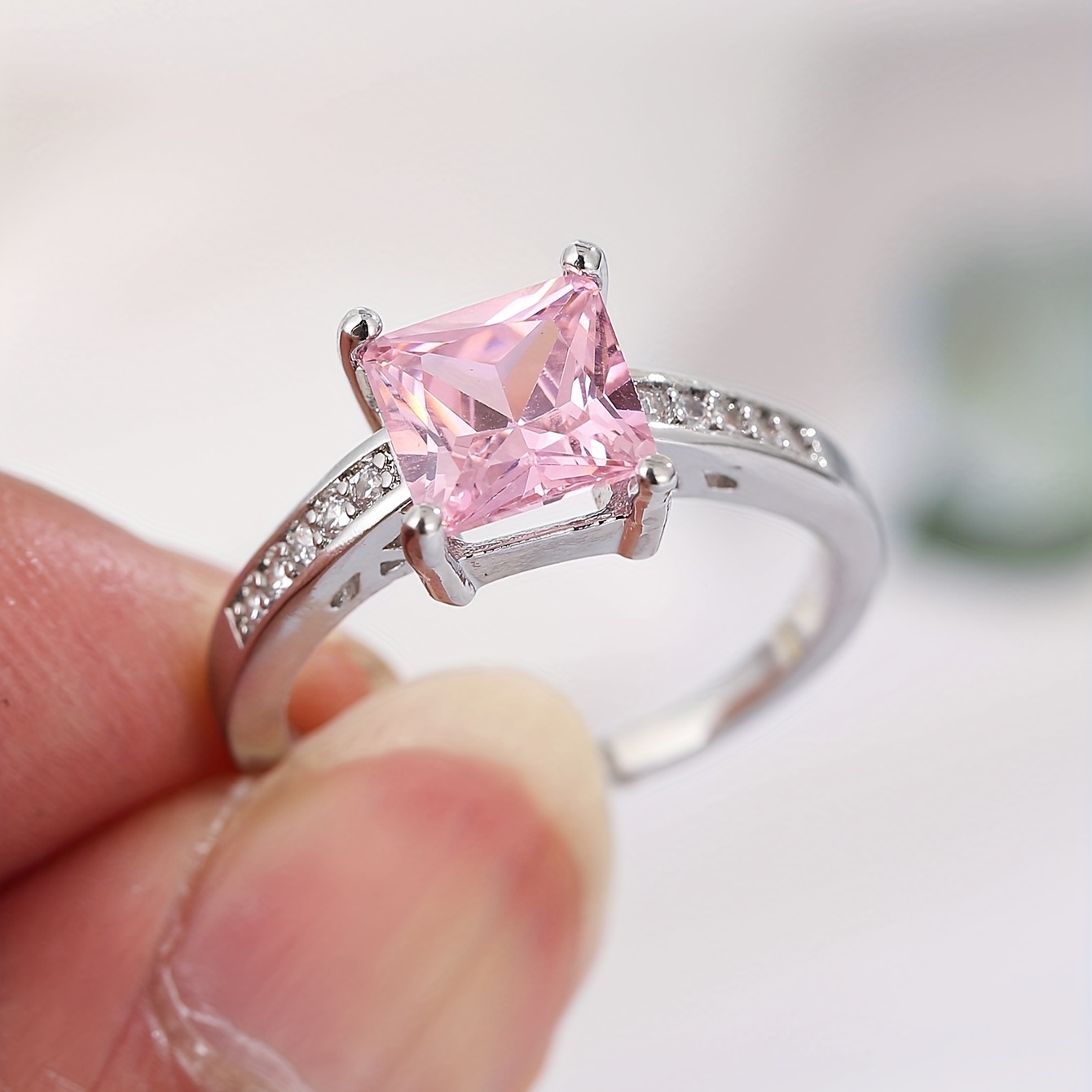 Copper Zircon Ring Gift, Classic Style