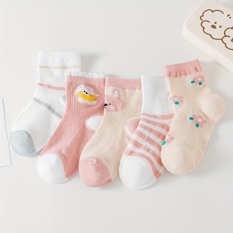 Adorable paire de chaussettes 3D pour bébé | Fraise