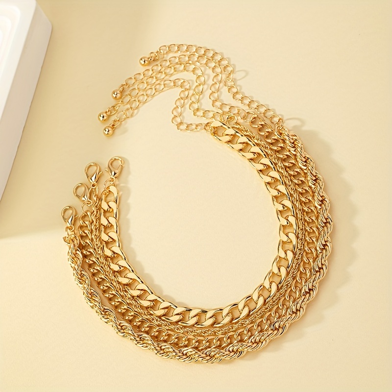 Stylish 4 Layered Bracelet with Retro Chain Design