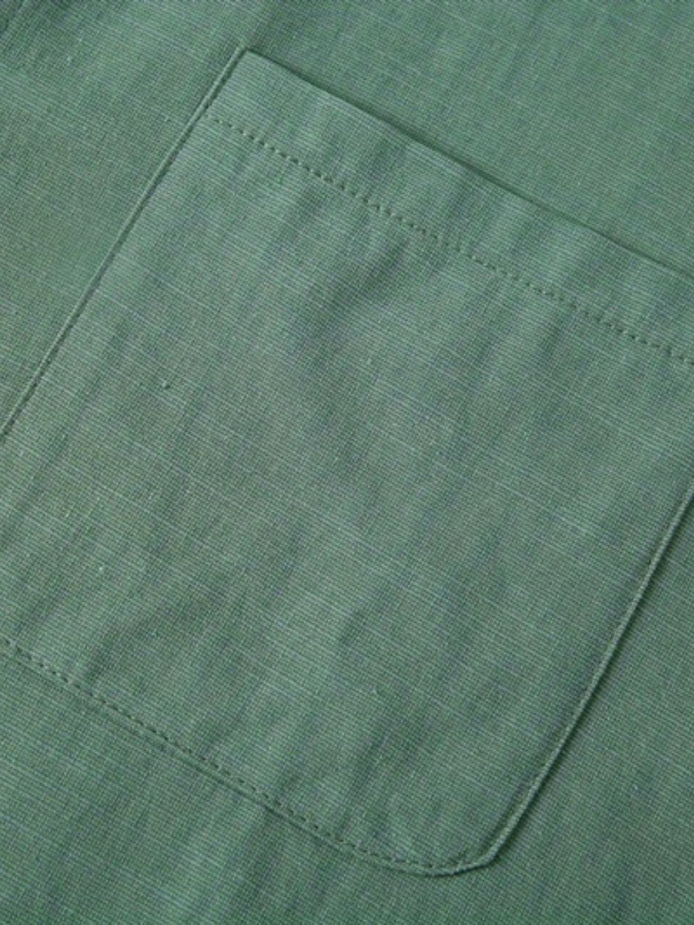 Relaxed Fit Linen-blend shorts - Light sage green - Men