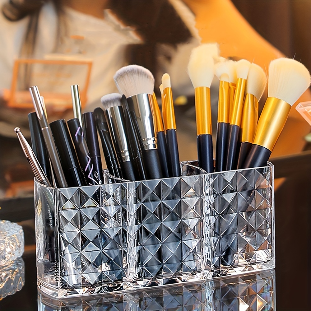 

1pc Diamond Pattern Pen Holder, Three-grid Makeup Brush Storage Bucket, Acrylic Clear Desktop Makeup Brush Storage Box, Storage Organizer For Vanity