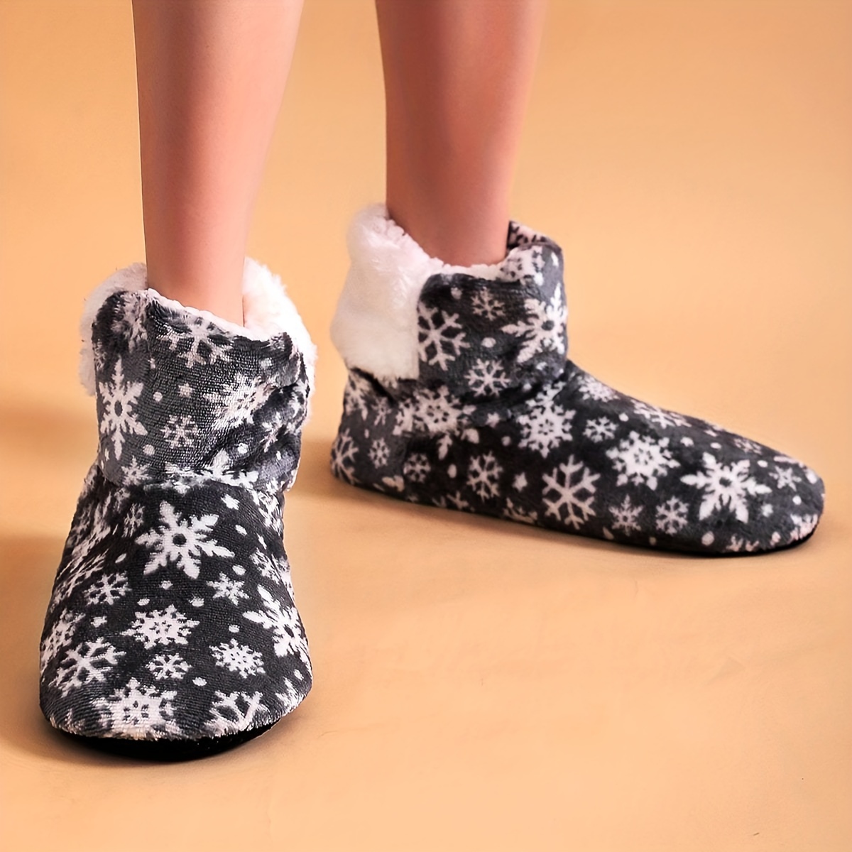 Botas de chinelo de pelúcia para mulheres estilo de Natal - Temu