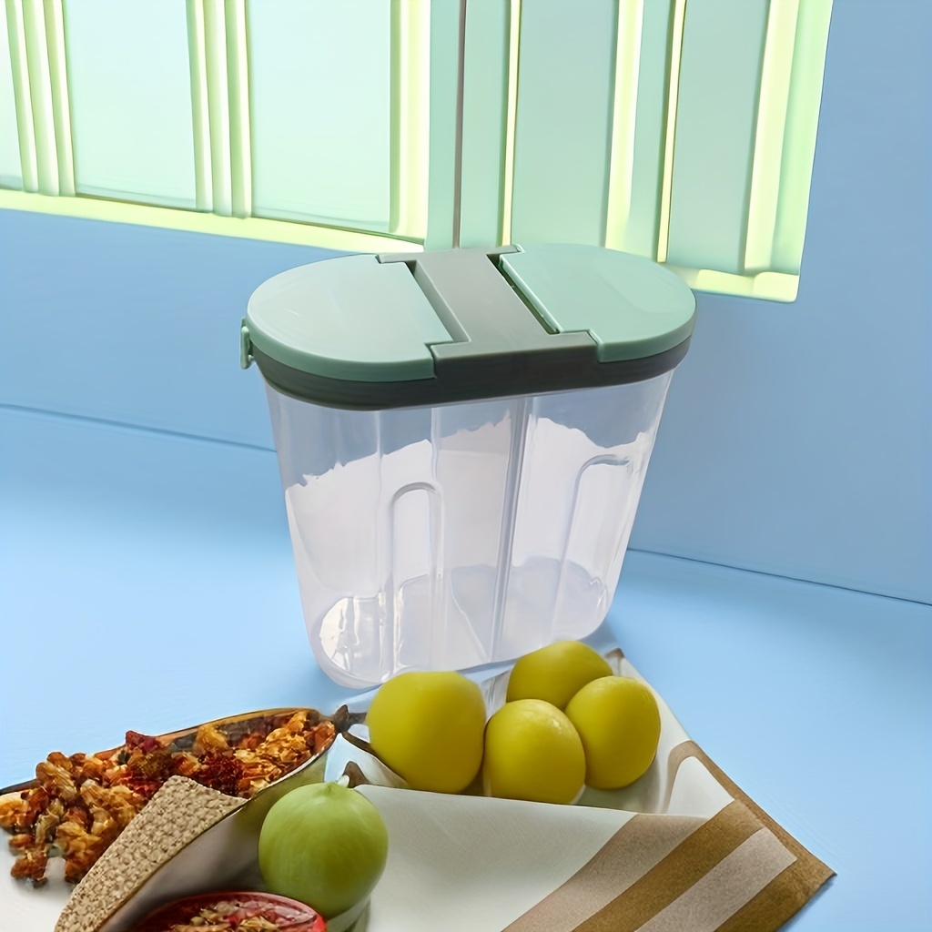 Dog food container with clearance divider