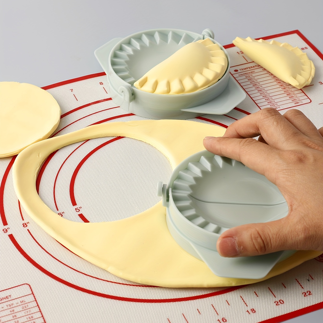 1pc Dumpling Maker, Empanadas Press Mold Maker, Dumpling Mold For