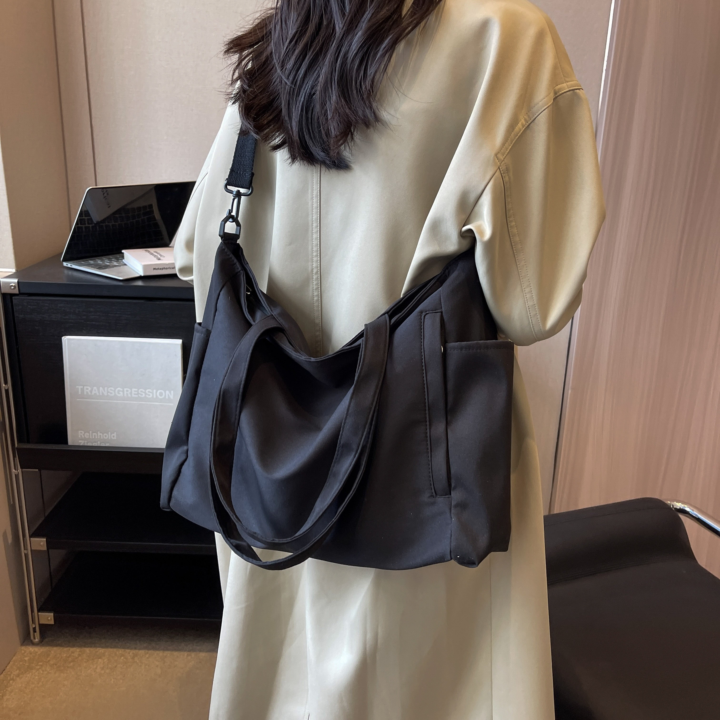 Solid Color Large Capacity Shoulder Bag Casual Versatile - Temu
