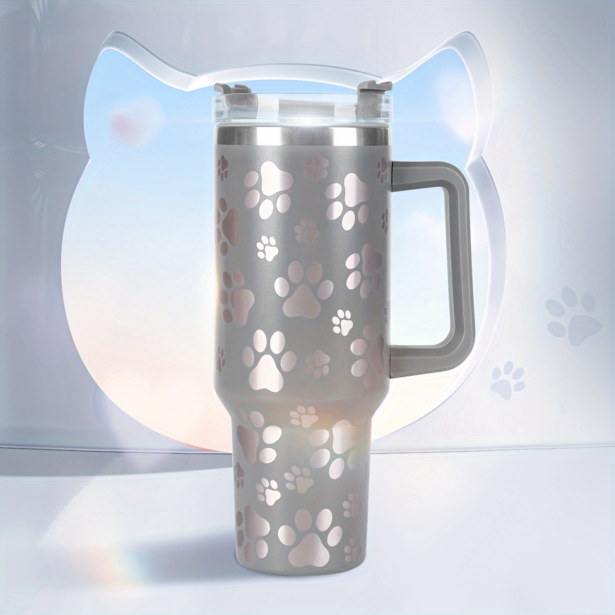 Lav Fonte Glass Water Pitcher with Lid, 40 oz