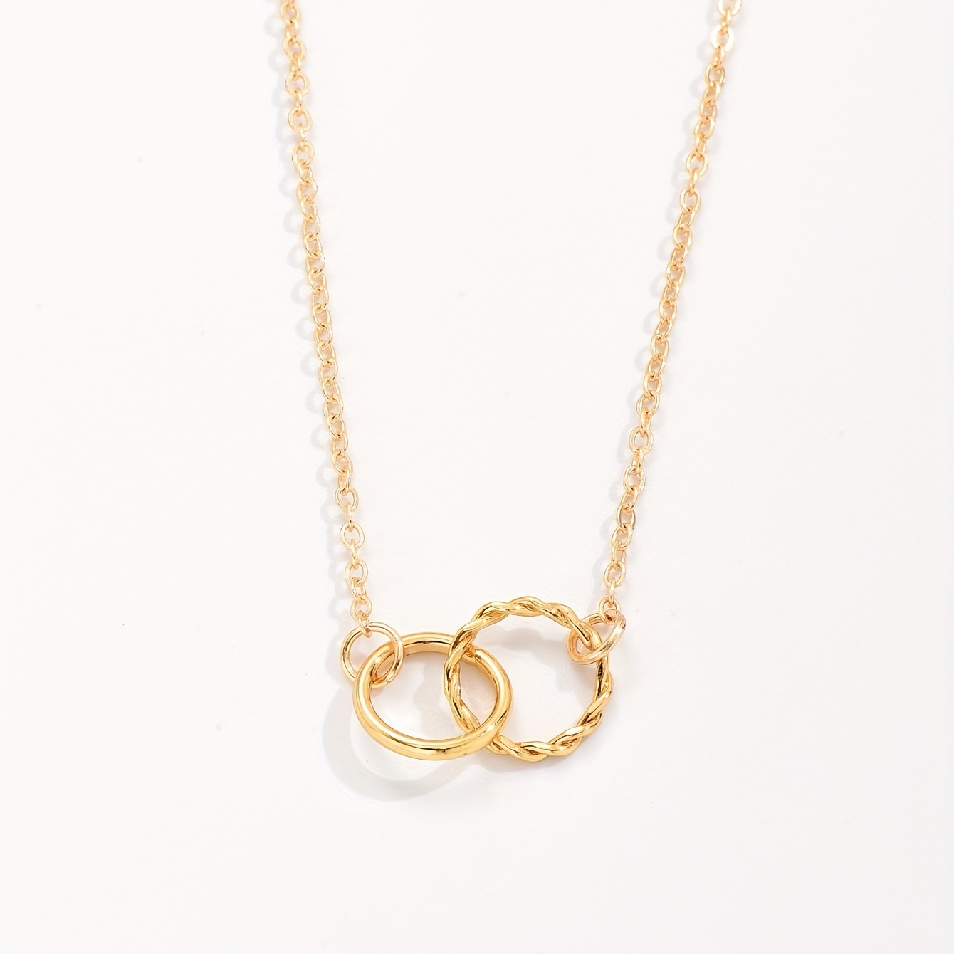 Women's Double Circle Collarbone Chain Necklace — Perfect for Dates