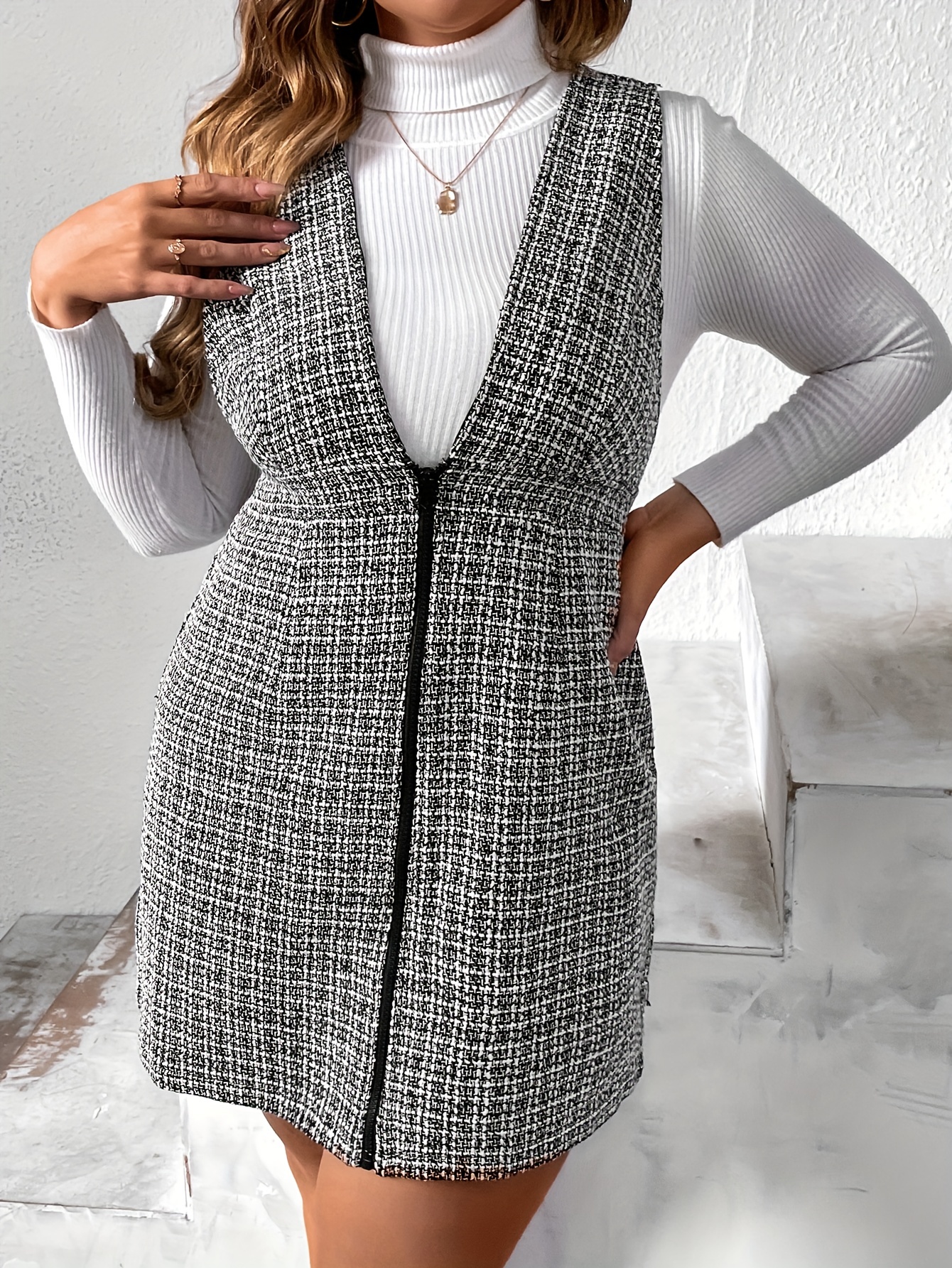Tweed dress with zip - Woman