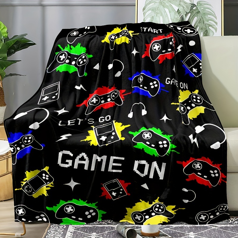 

1pc Gamepad Printed Flannel Blanket, Travel Camping Bed, Sofa, Office Home Decoration, Soft And Comfortable Throw Blanket, Birthday Gift Blanket For Adult Men And Girls, Universal All Year Round
