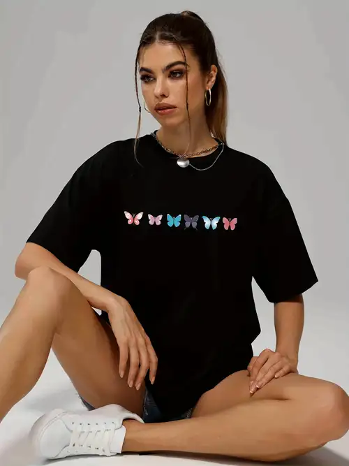  Womens Cute Tops 2023 Summer Dressy Casual Shirts Fashion  Crewneck Giraffe Graphic Blouses Short Sleeve T-Shirts Black : Sports &  Outdoors