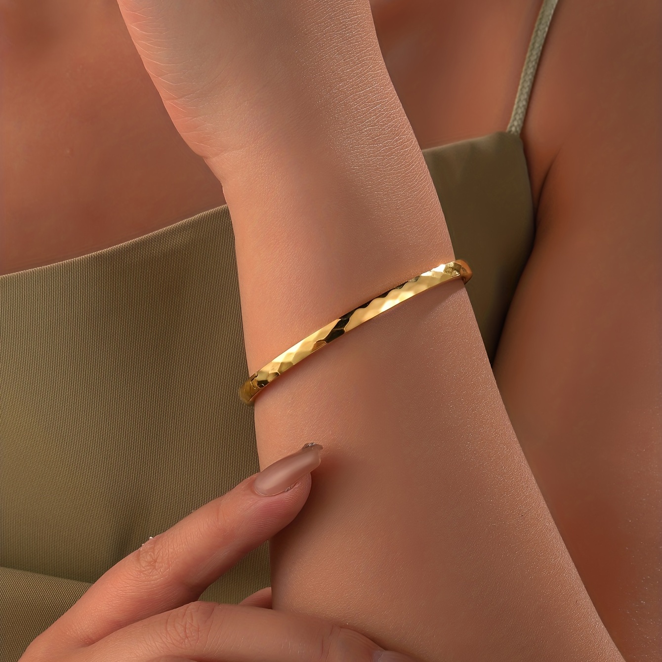 Stylish Ripple Plain Titanium Steel Bracelet