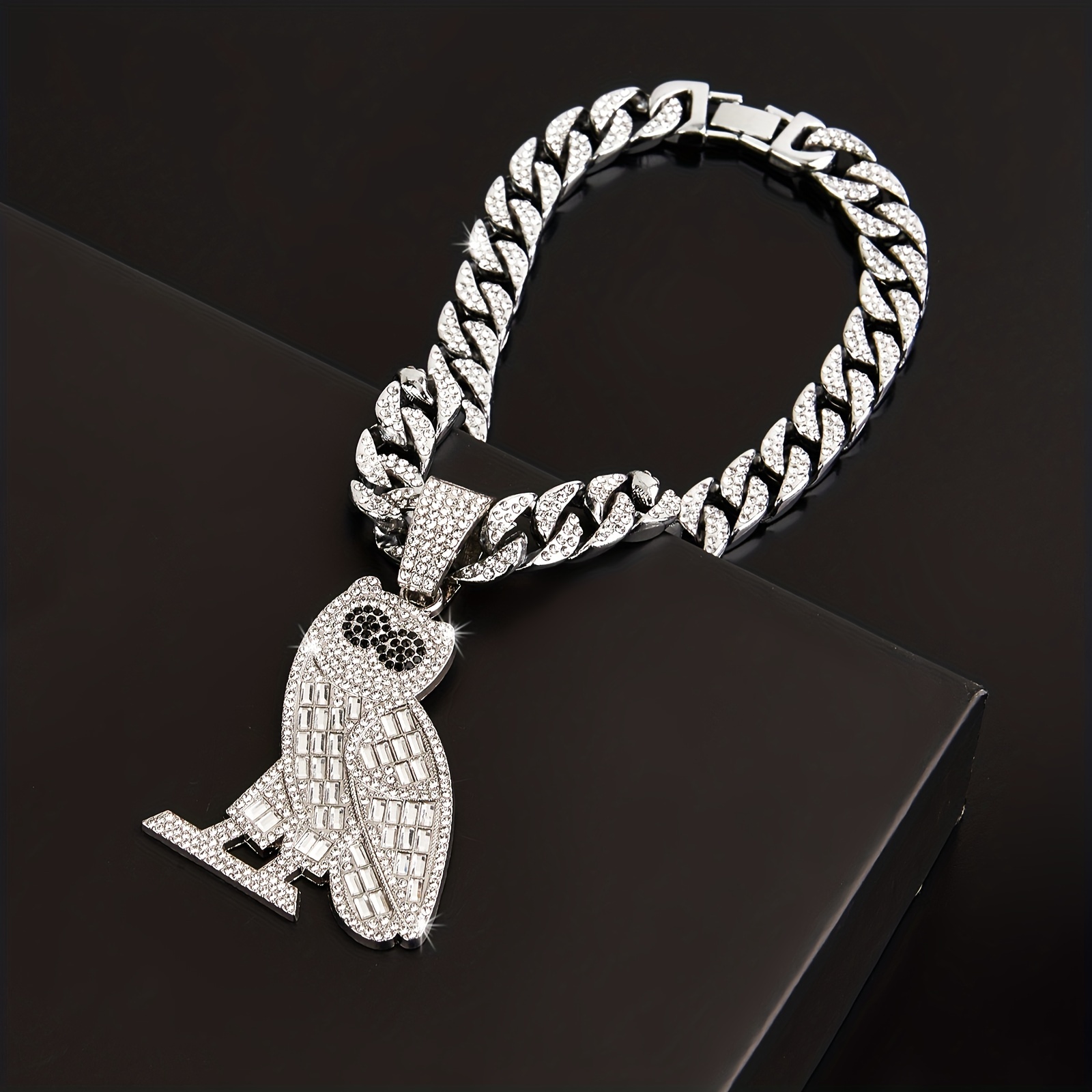 Ovo deals owl pendant