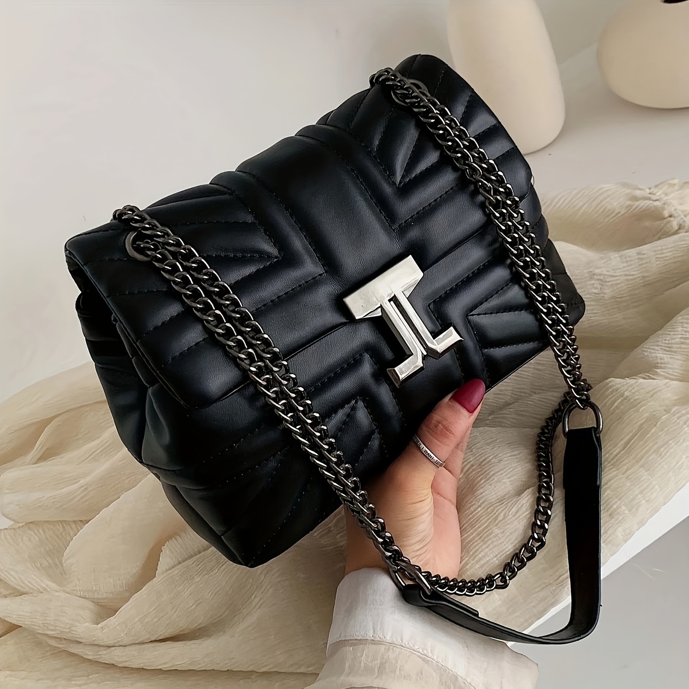 

Mini Shoulder Chain Bag, Solid Color Elegant Flap Crossbody Purse For Women