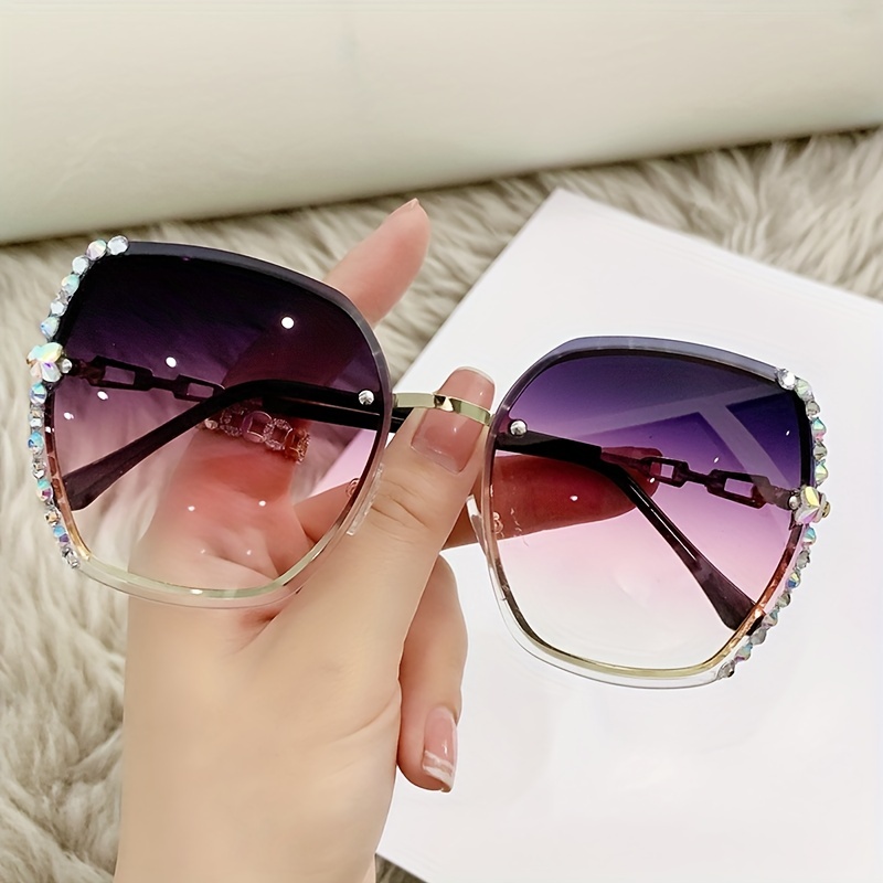 Oversized Rimless Fashion Sunglasses For Women Casual Rhinestone Chain Charm  Gradient Glasses For Summer Beach Party, Uv400 - Temu