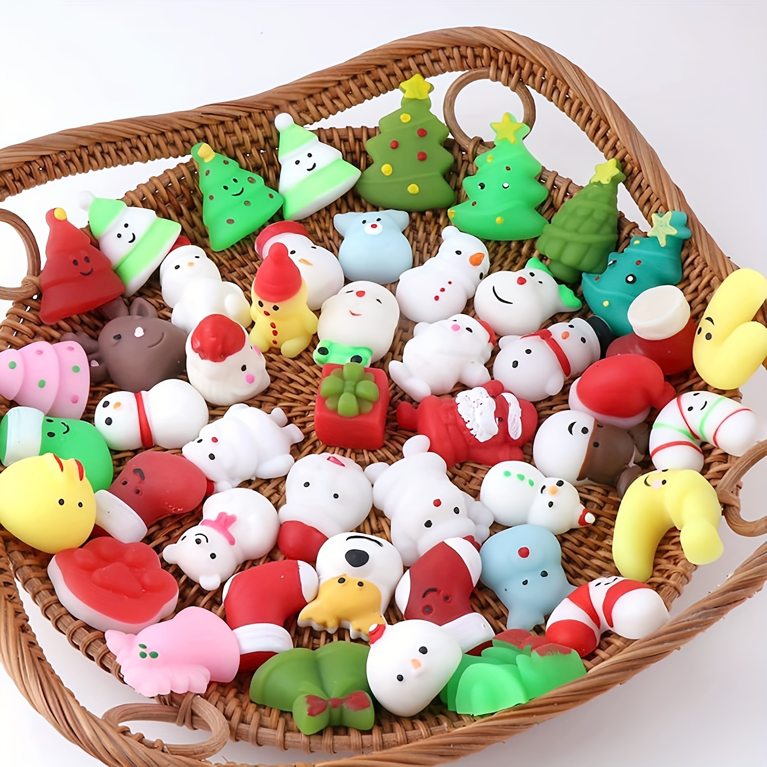 50pcs 26 Pièces Jouets Animaux Jouets Anti-stress Mochi Jouets Animaux Mini  Père Noël Jouets Anti-stress Cadeaux De Pâques Cadeaux De Noël Bas De Noël