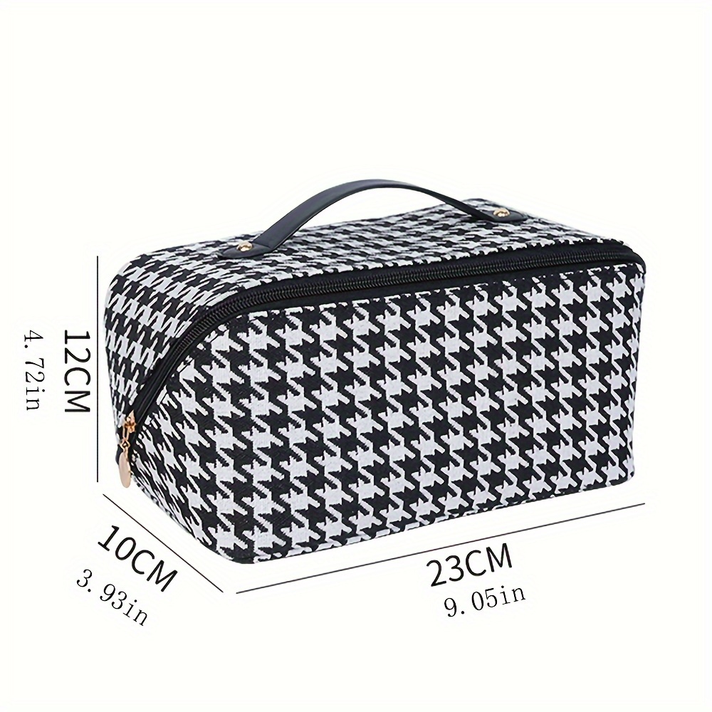 1pc Checkered Patterned Cosmetic Bag, Large Capacity Travel Makeup Pouch/storage  Bag/toiletry Organizer