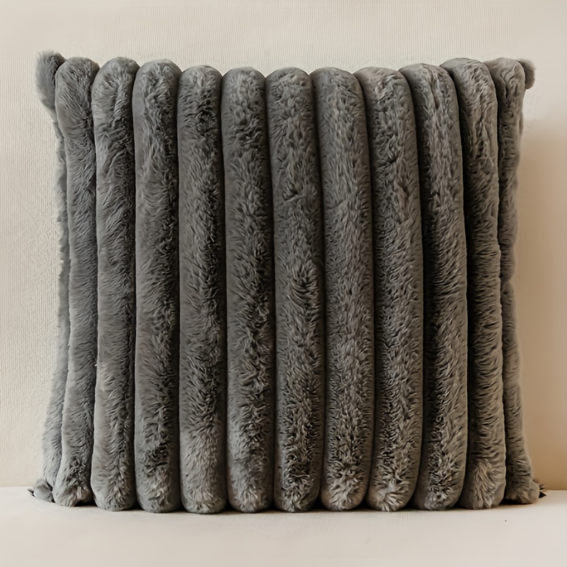 Comfortable couch online pillows