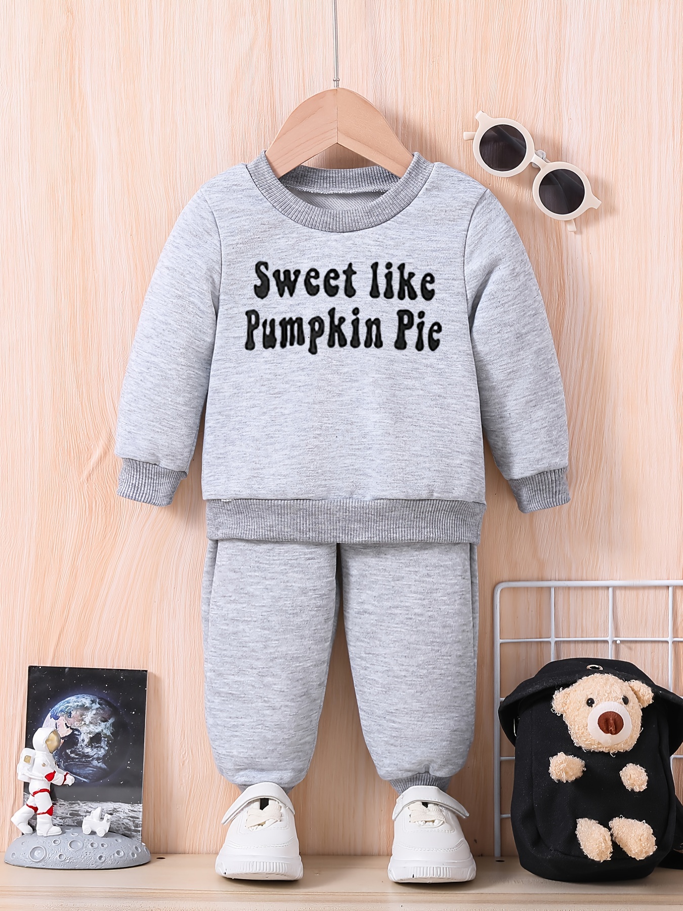 Little pumpkin best sale letter print sweatshirt