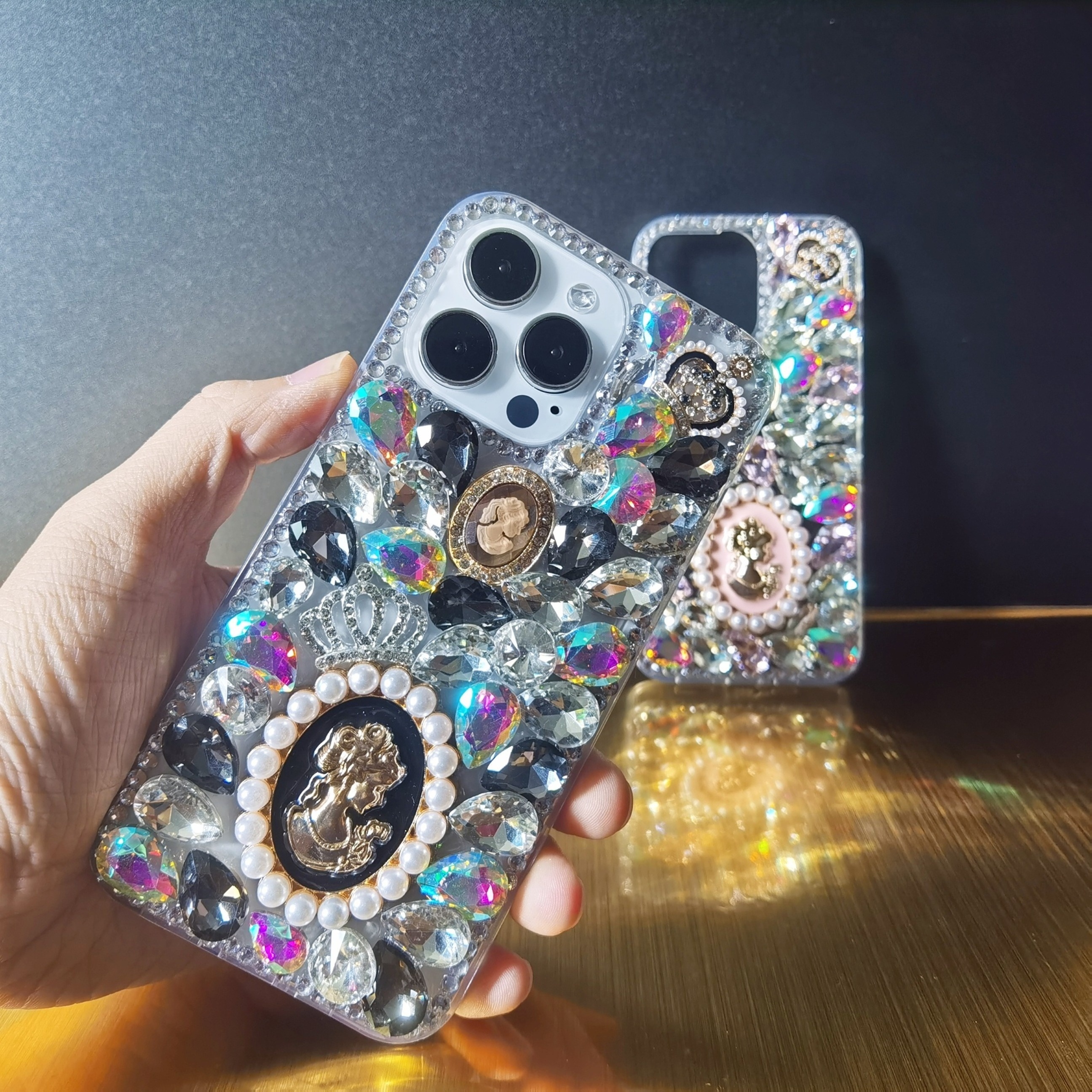 Glitter Rhinestone Diamond iPhone 15 14 13 12 11 Pro Max Case 