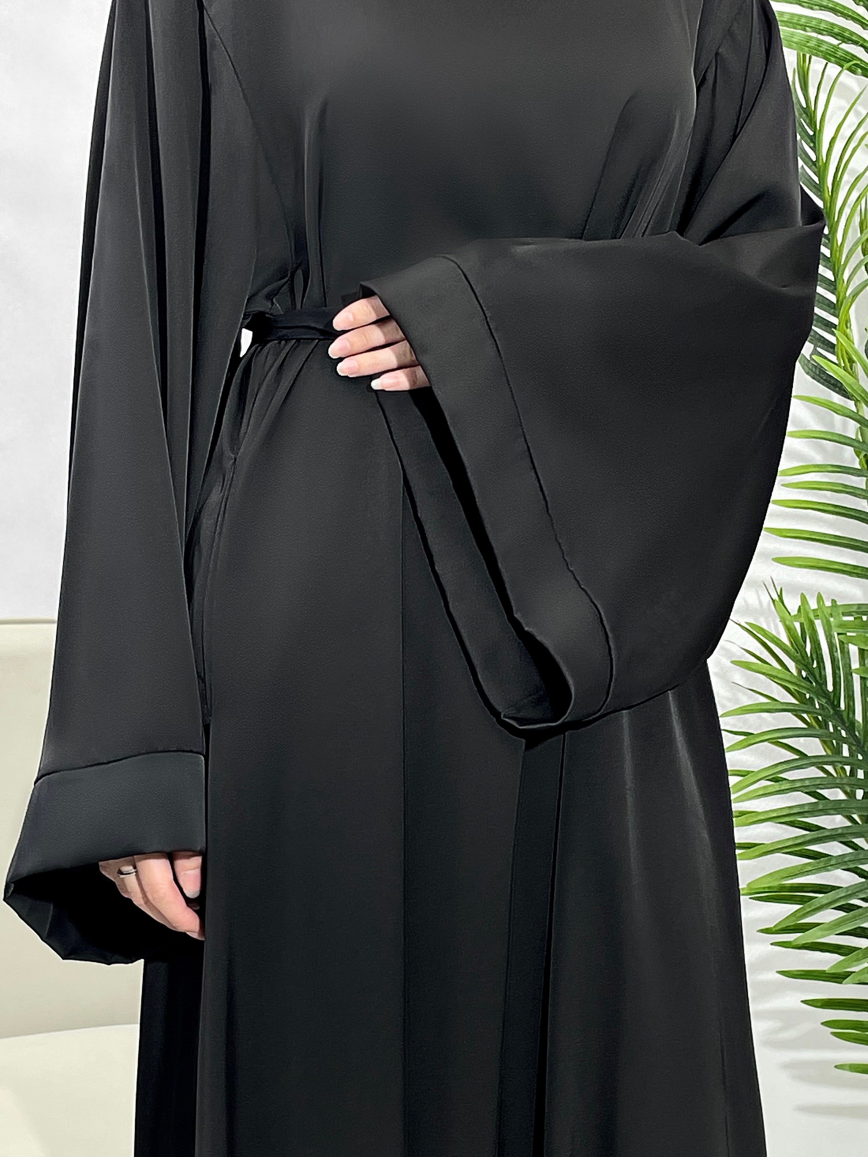 Black bell sleeve sales abaya