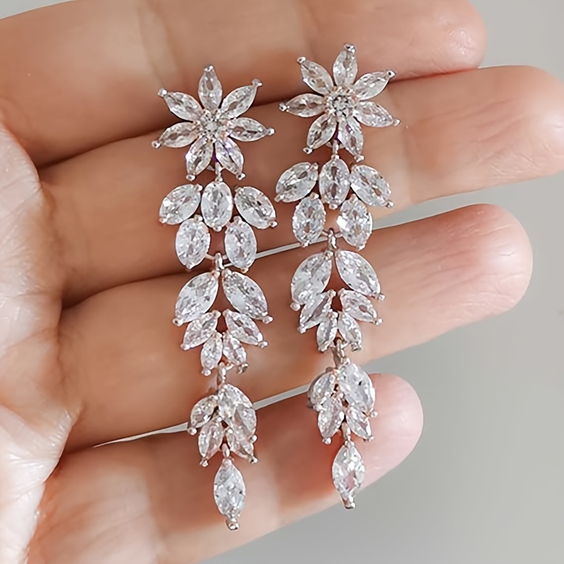 

Exquisite Flower Leaf Shape Full Shiny Zircon Inlaid Long Dangle Earrings Elegant Luxury Style Banquet Ear Ornaments