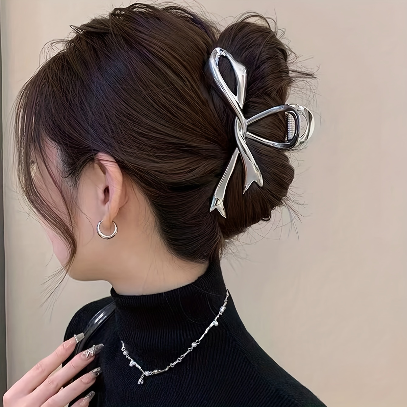 

Irregular Bow Knot Hair Claw Clip Minimalist Hair Grab Clip Elegant Ponytail Holder Hairpin Hair Accessories