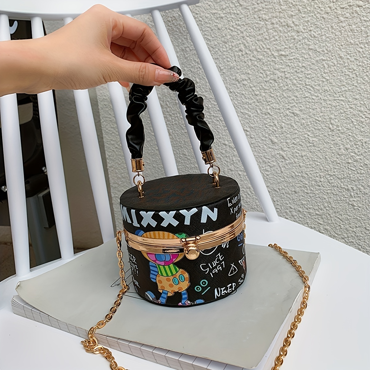 Mini Cute Graffiti Handbag, Cartoon Print Crossbody Bag, Women's Stylish  Purse & Shoulder Bag - Temu New Zealand