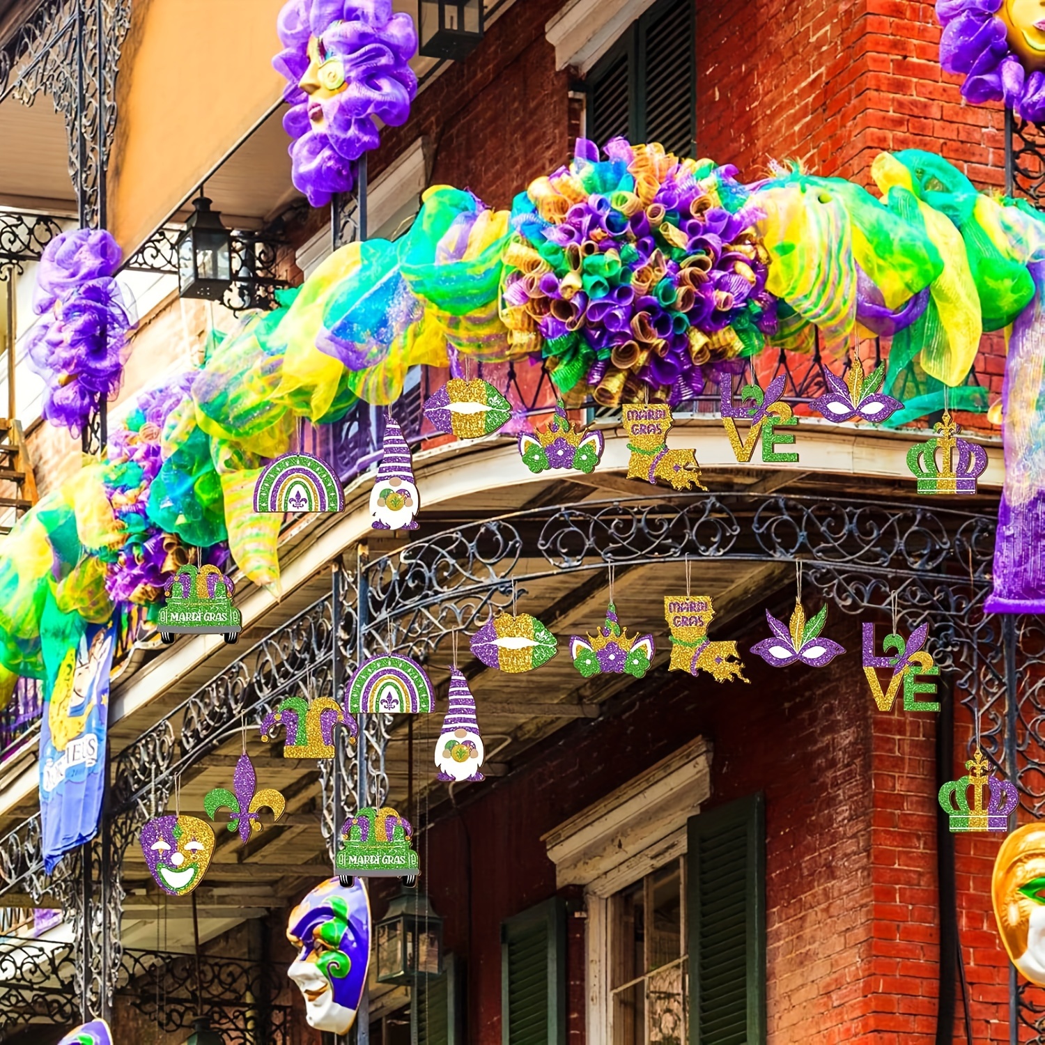 Mardi Gras Decorations with Flowers