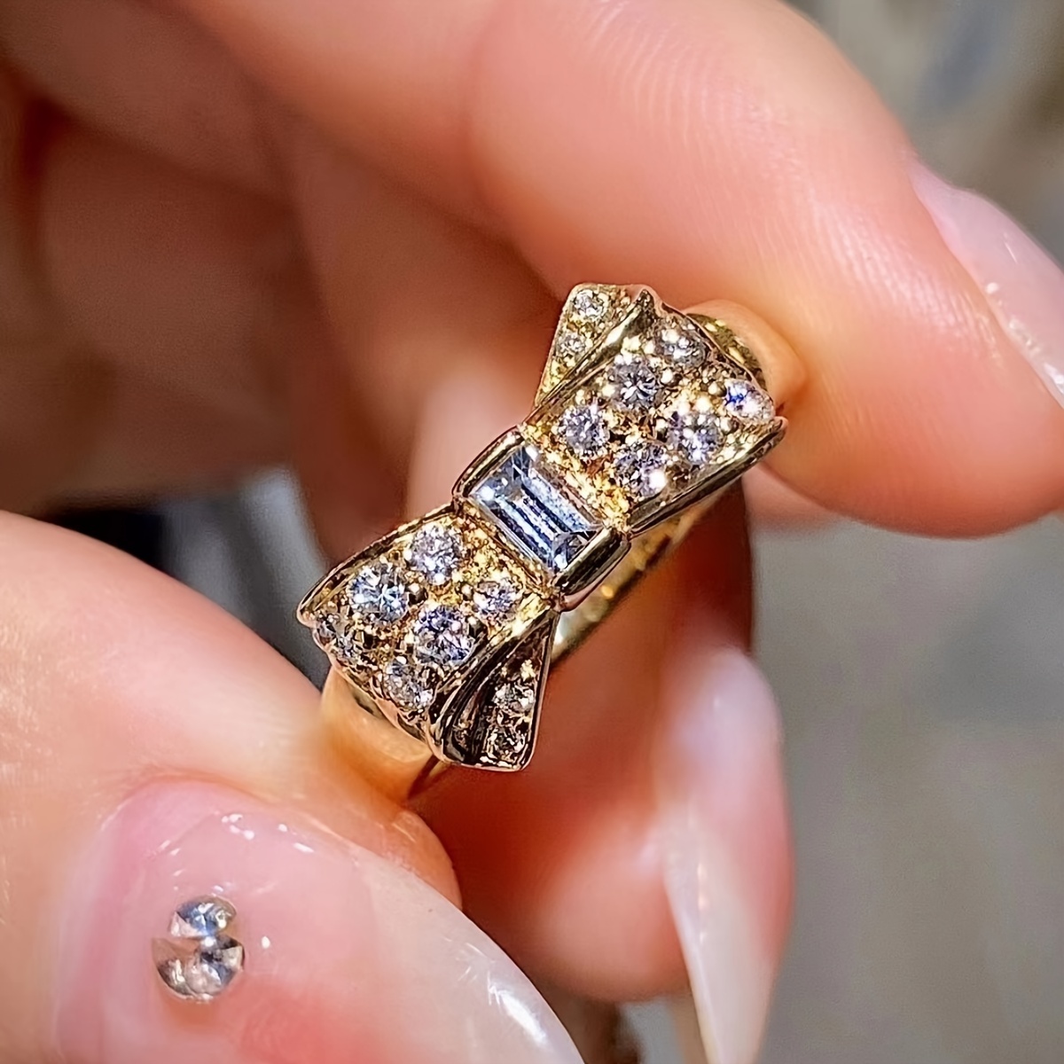 Light Luxury Niche Design Bow Women's Ring Micro Pave Synthetic Zirconia Band