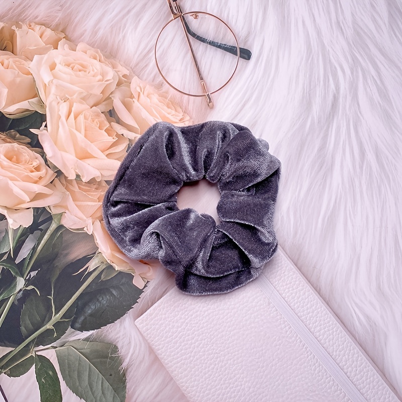 Amazon.com : Scrunchies Hair Ties for Women - Big Silk Satin Scrunchie Exra  Large Jumbo Gaint Oversized Cute Scrunchy for Curl Thick Hair Ligas Para el  Cabello De Mujer Decorations Hair Accessories