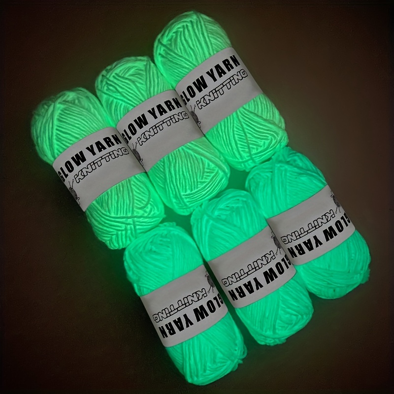 4PCS Glow in The Dark Bulky Yarn,4mm Crochet Yarn,Yellow Yarn,Crochet &  Knitting Yarn for Beginners,for All Kinds of Clothes, Socks, Sweaters,  Gloves