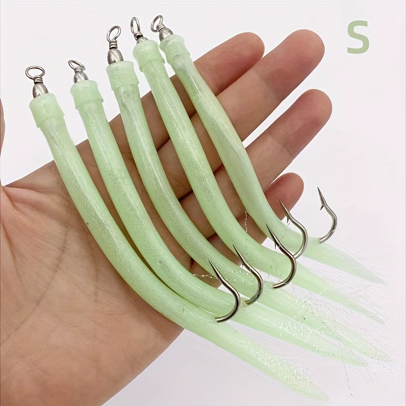20pcs Single Hooks With Feather Fishing Hook Pesca Accessary Peche Assist  Feather Fishing Tackle Fish Hook Bass Cod Lure Sea